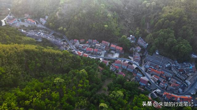 安吉农家乐第一村，占地面积最大的碧瑶山庄，初夏闲适小住最合适 